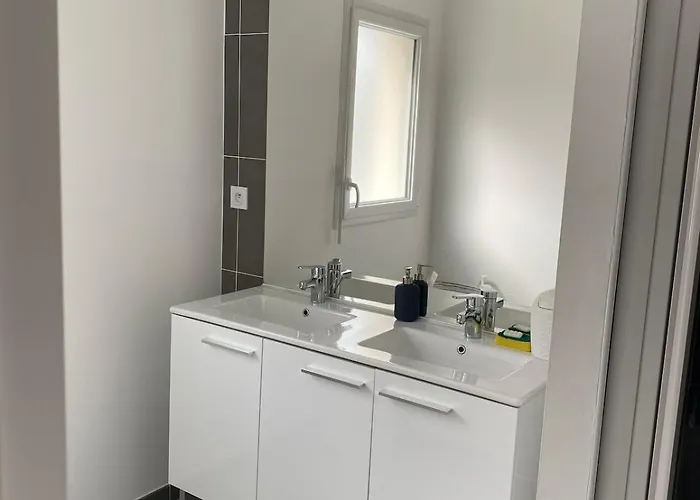 Moderne 5 Minutes De La Apartment *